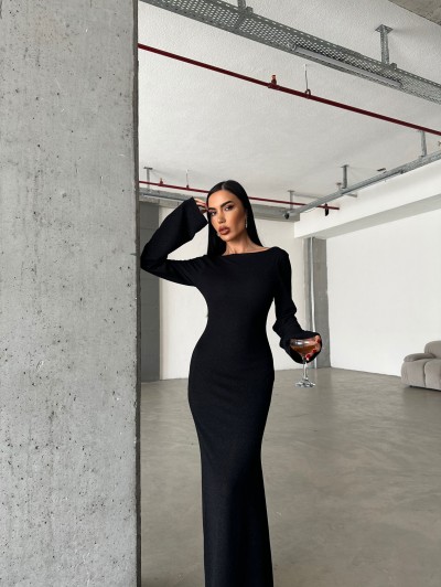 Simli Sırt Dekolte Uzun Siyah Elbise Simli Sırt Dekolte Uzun Siyah Elbise