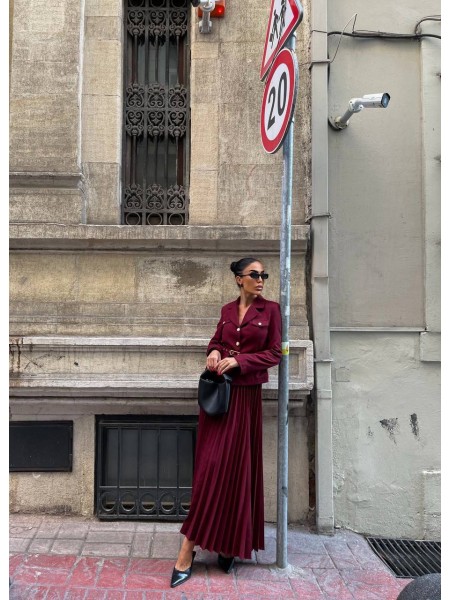 Elizabeth Kemerli Blazer Ceket & Pileli Etek Takımlar