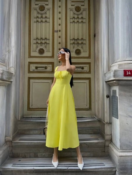 Glee Askılı Midi Elbiseler Glee Askılı Midi Elbiseler