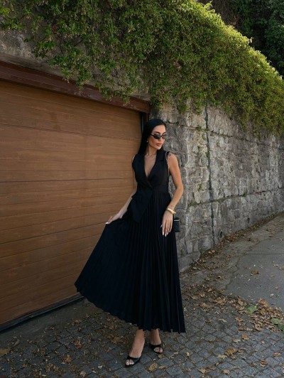 Elizabeth Yelekli Pileli Uzun Elbiseler Elizabeth Yelekli Pileli Uzun Elbiseler